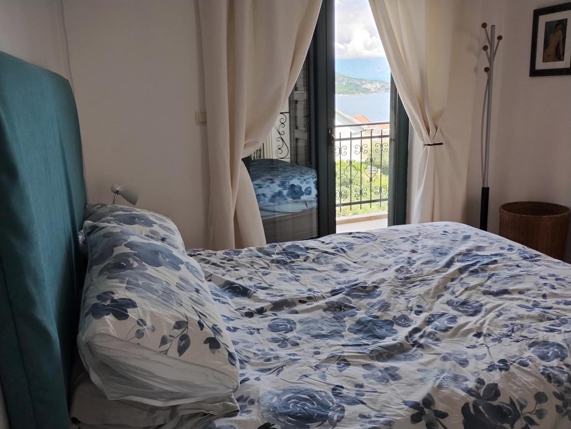 Вилла Monteview Duplex Херцег-Нови Экстерьер фото